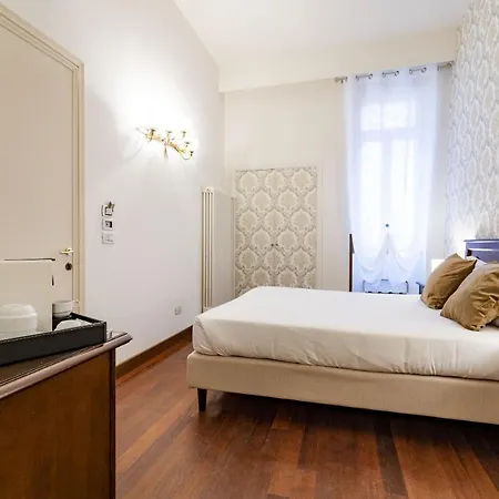 Residenza Centopietre - Dorsoduro By Wonderful Italy Venice Exterior photo
